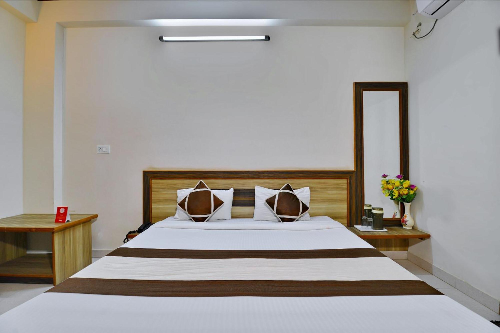 โอโย 6670 โฮเต็ล หิมาลายา ทาวเวอร์ Hotel ชัยปุระ ภายนอก รูปภาพ