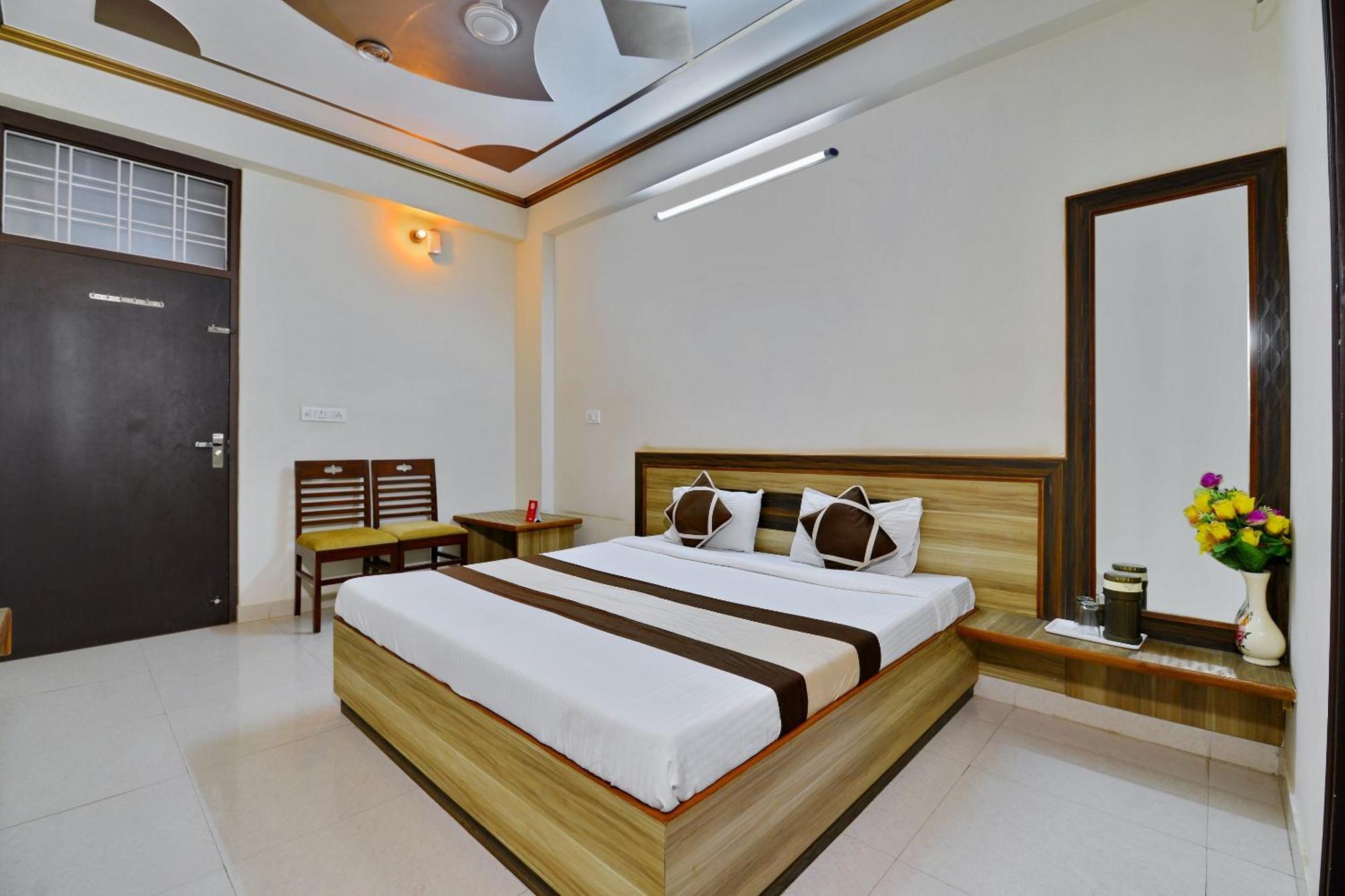 โอโย 6670 โฮเต็ล หิมาลายา ทาวเวอร์ Hotel ชัยปุระ ภายนอก รูปภาพ